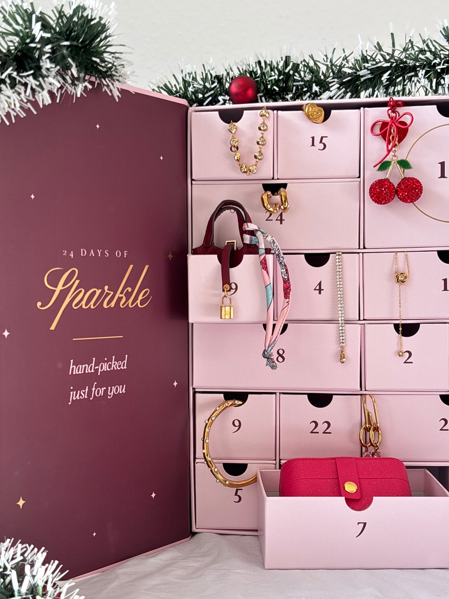 Advent Calendar - 24 Days of Sparkle ✨