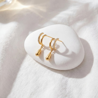 Zayé Pendant Earrings