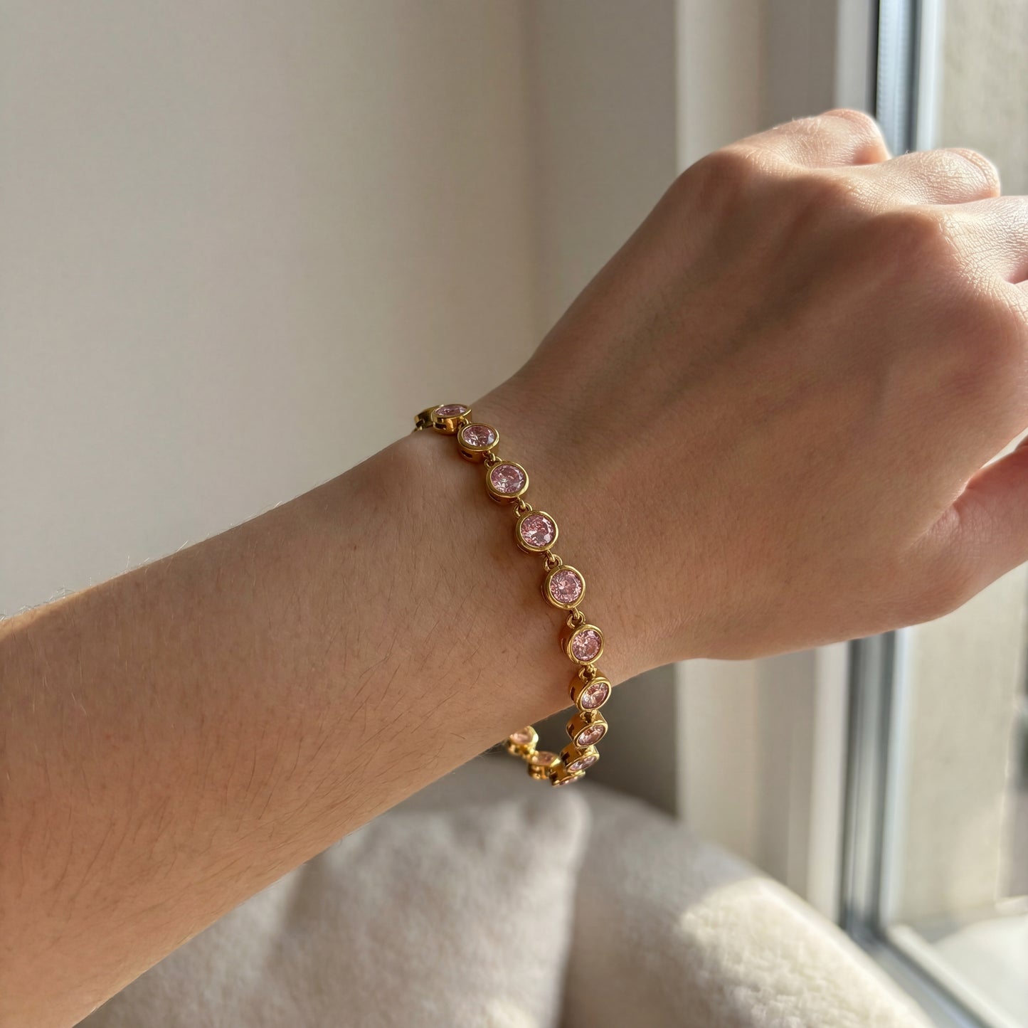 Vera Round Pink Bracelet
