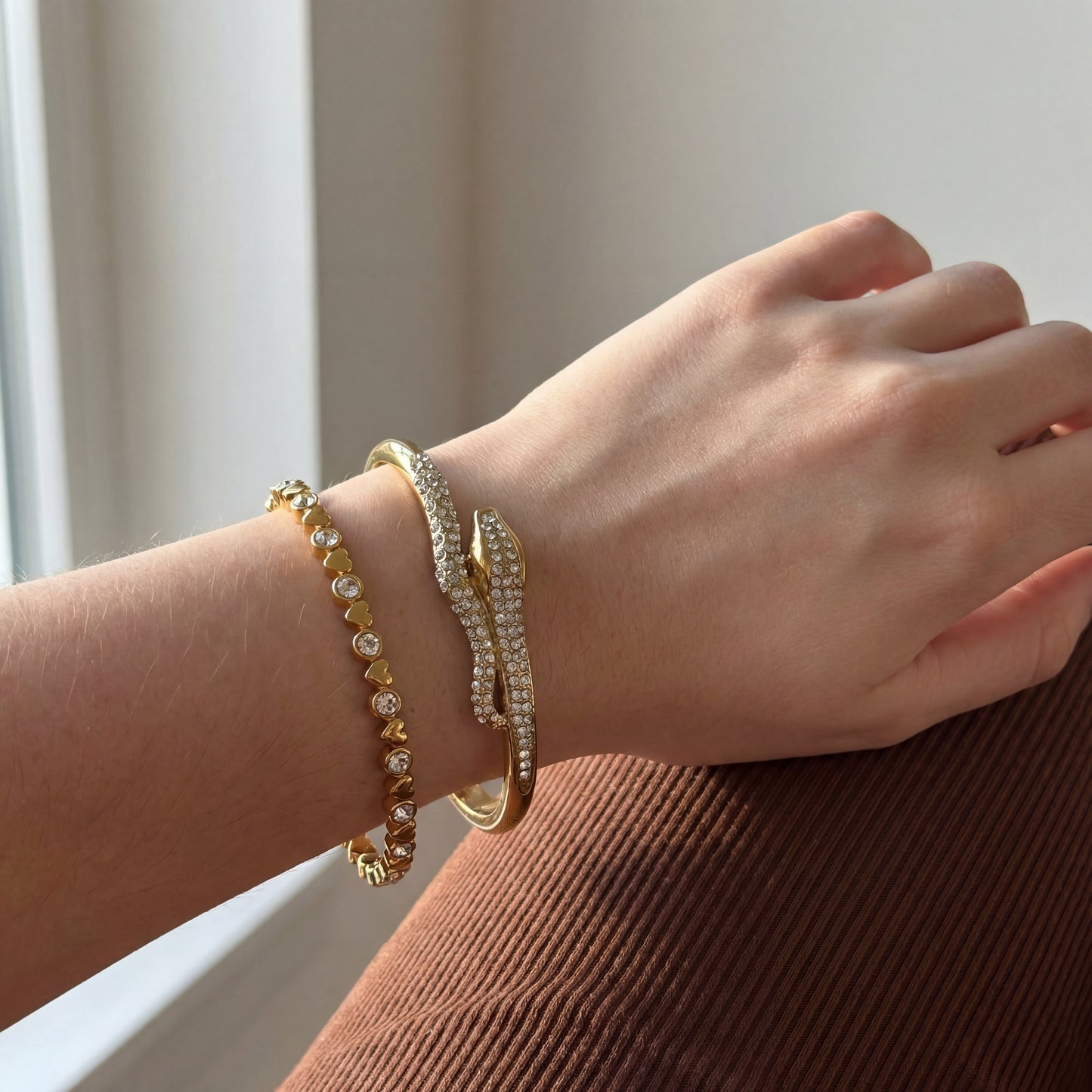 Valora Heart Bangle